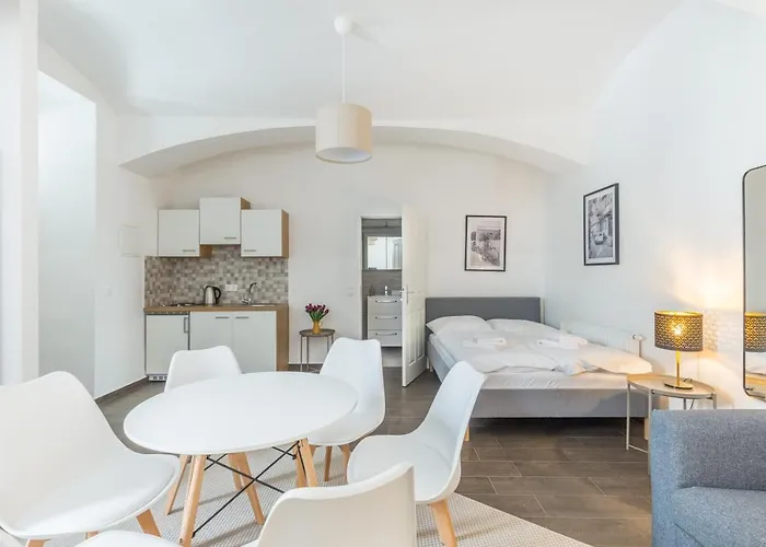 Free Parking I 458 Mbitwifi I Kingsize Bed Apartment *